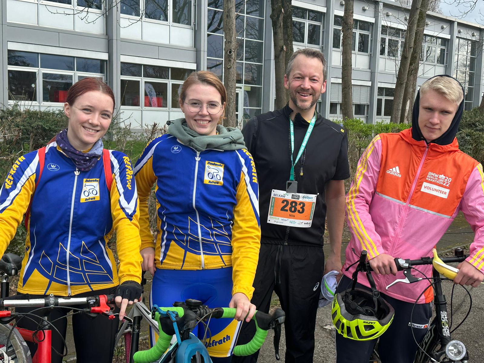 Staubwolke Beim Königsforst-Marathon - RSV Staubwolke Refrath